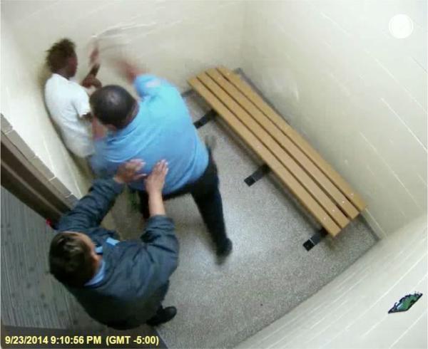 #AbuseOfPower #PoliceBrutality Tweets 7.3