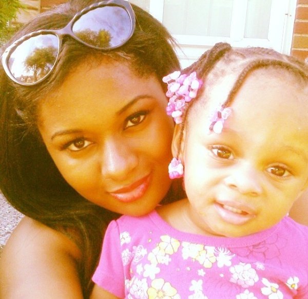 Beautiful 22-year-old mom #SymoneMarshall dies in police custody