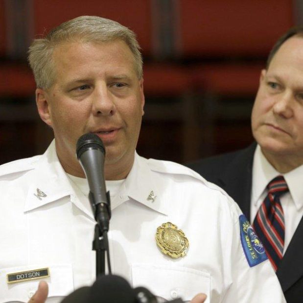 If you ever wanted to see police officers stand against corruption & violence in their own department, here it is