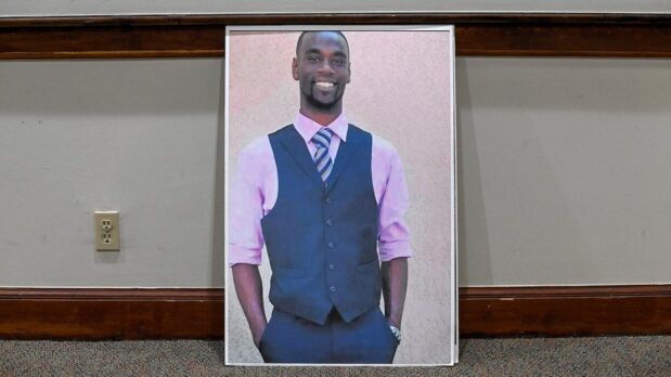 Ex-officers charged in Tyre Nichols beating death ‘laughed’ over ‘dying body’: prosecutor – ABC News
